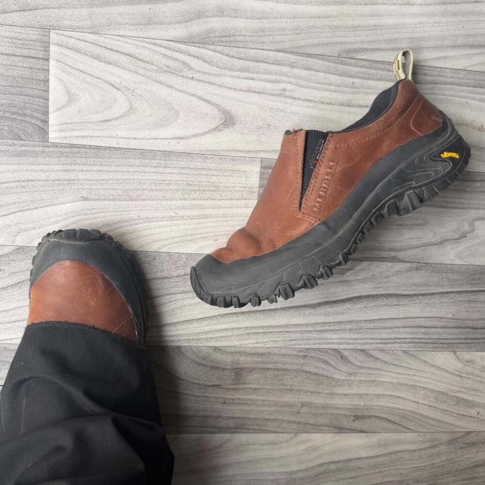 Merrell Jungle Moc Polar Fleece Hiking Shoes Mens 9 Brown Leather Vibram Sole